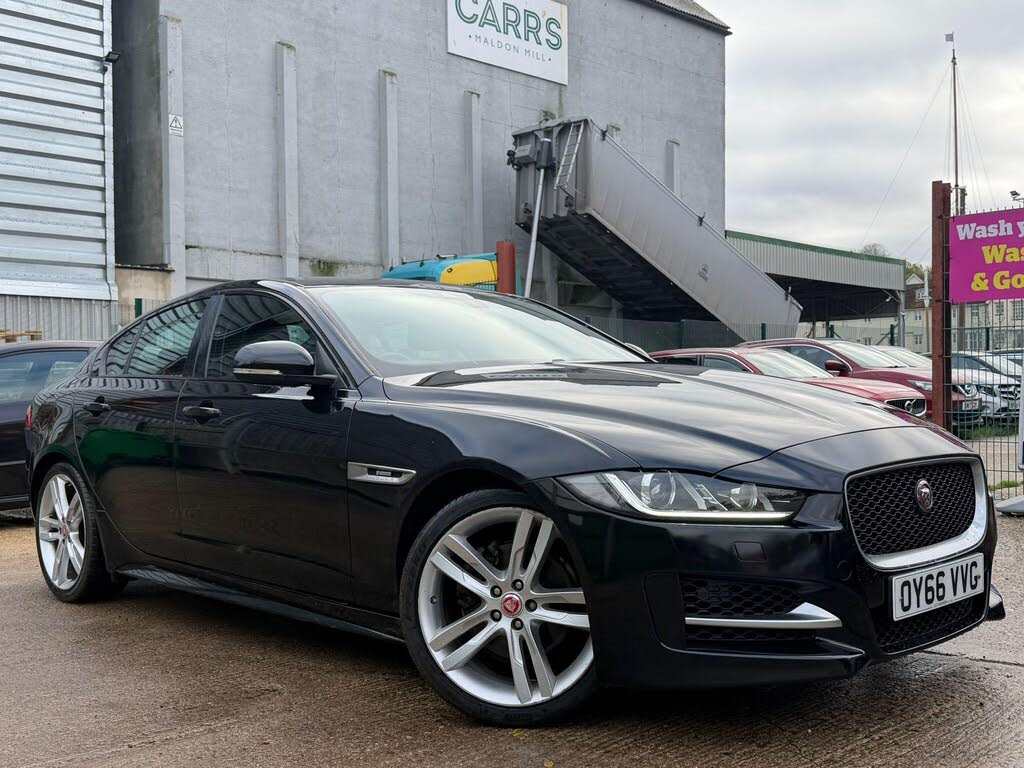 2016 Jaguar XE 2.0d R-Sport (180ps) Auto