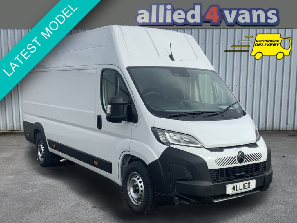 2025 Peugeot Boxer 2.2 BlueHDi Professional 435 L4 H3 (140ps)(EuVIe)