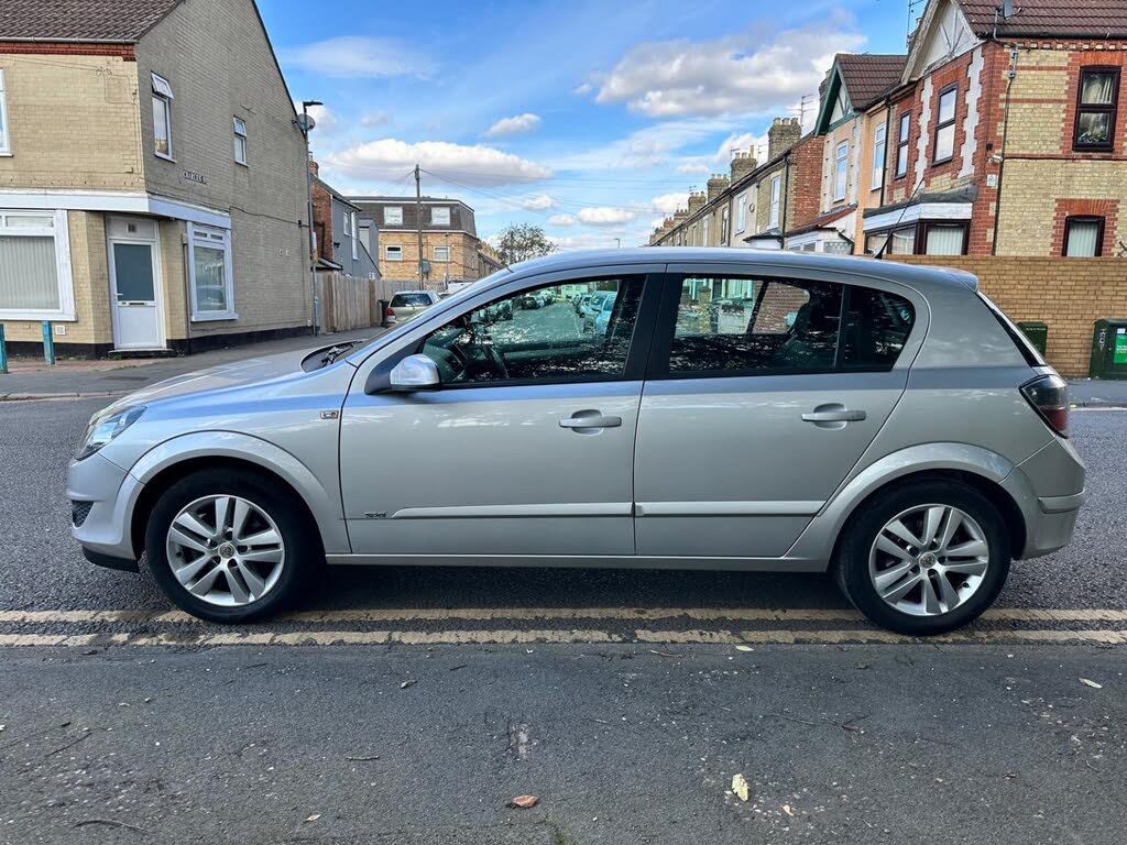 2009 Vauxhall Astra 1.4 SXi Hatchback 5d