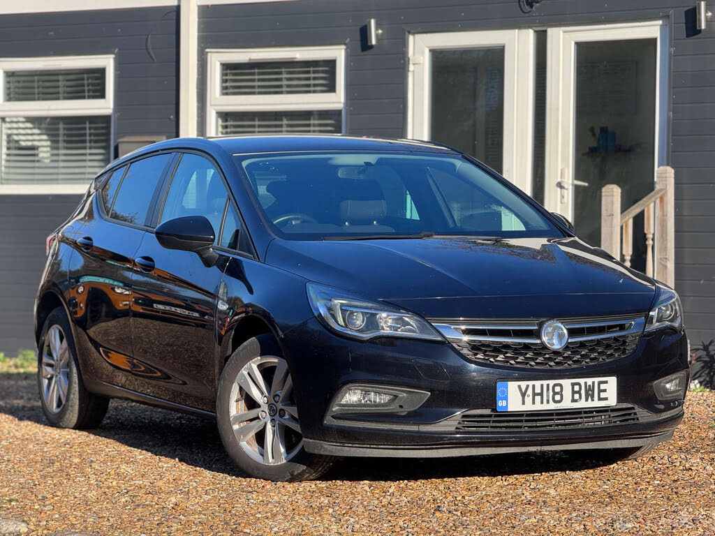 2018 Vauxhall Astra 1.6CDTi Tech Line Nav (136ps) Hatchback Auto