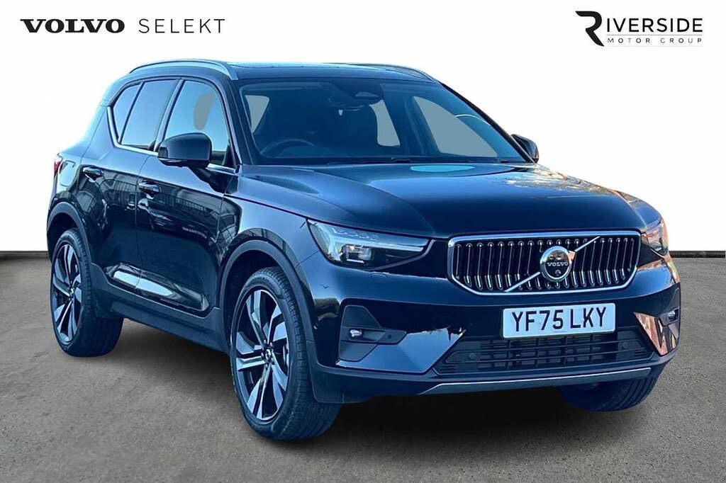 2025 Volvo XC40 2.0 B4 Ultra (Dark