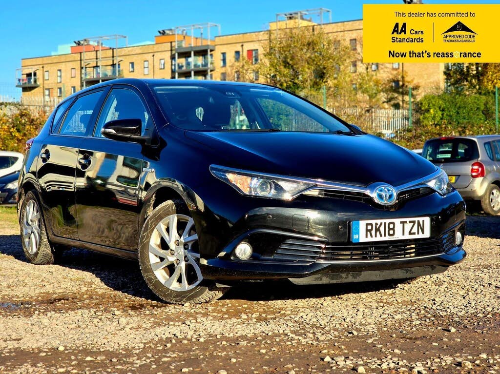 2017 Toyota Auris 1.8 VVT-i HSD Icon Hatchback