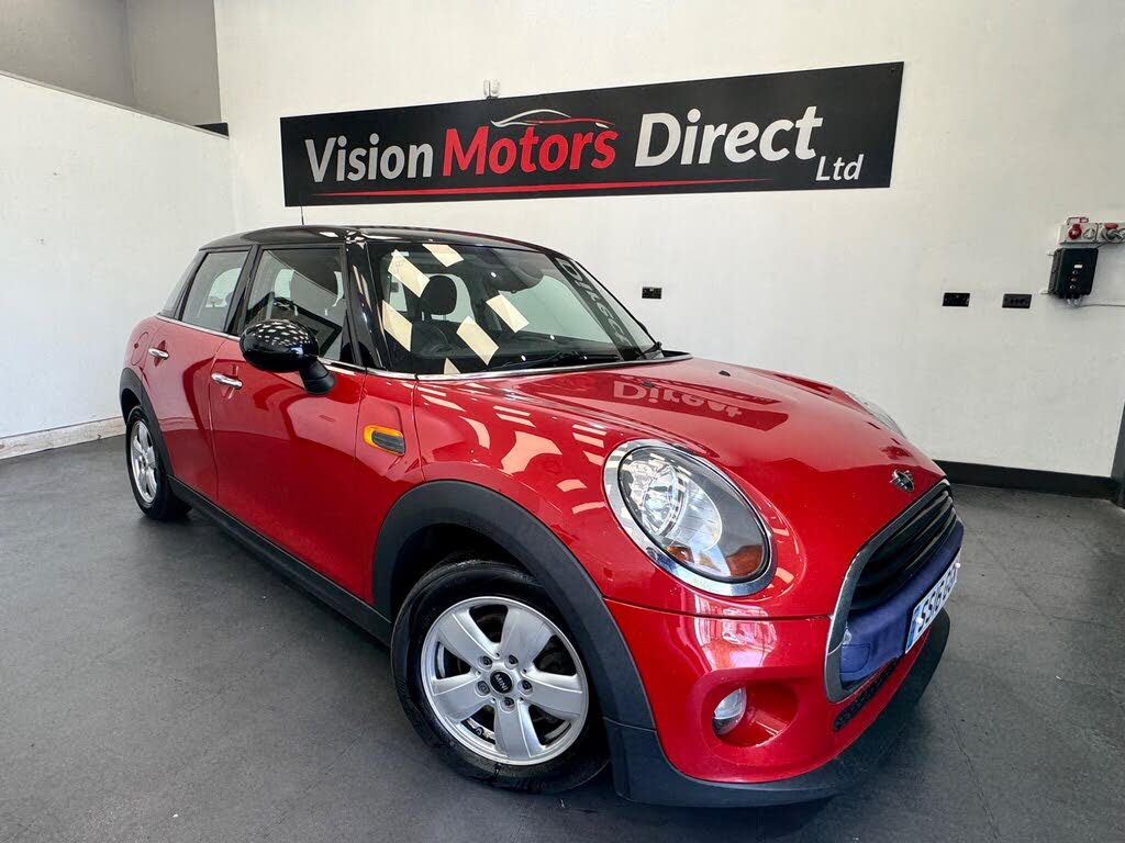 2016 MINI Mini 1.5 Cooper (s/s) Hatchback 5d