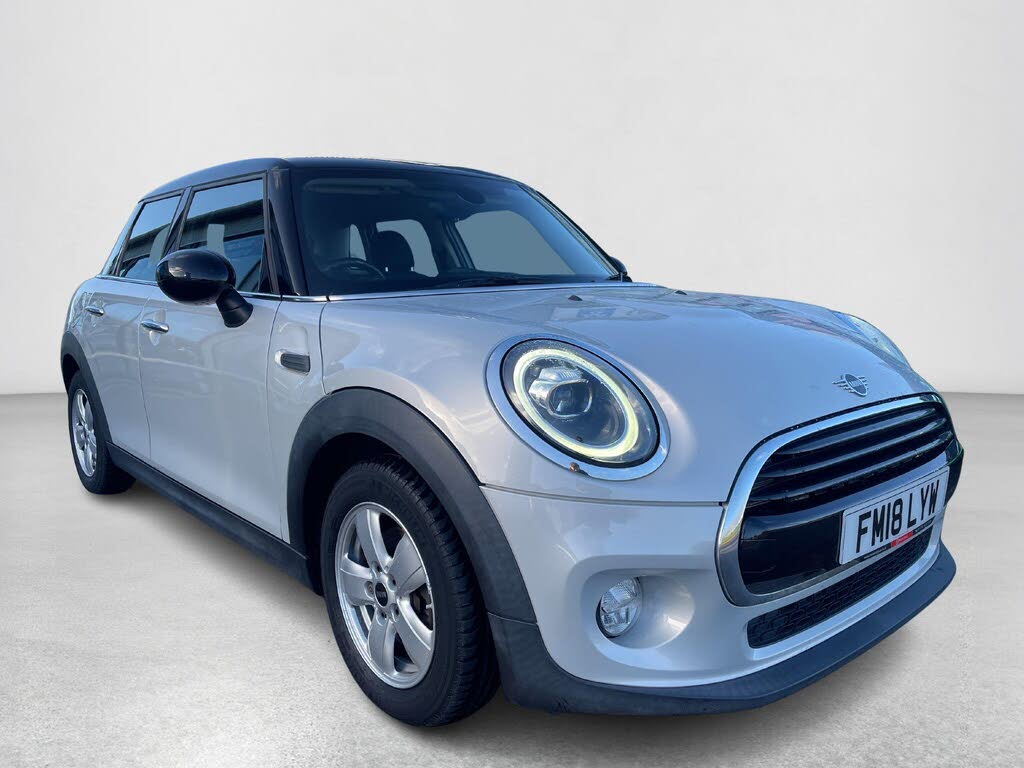 2018 MINI Mini 1.5 Cooper Series II (s/s) Hatchback 5d
