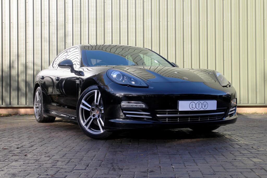 2013 Porsche Panamera 3.0TD Platinum Edition