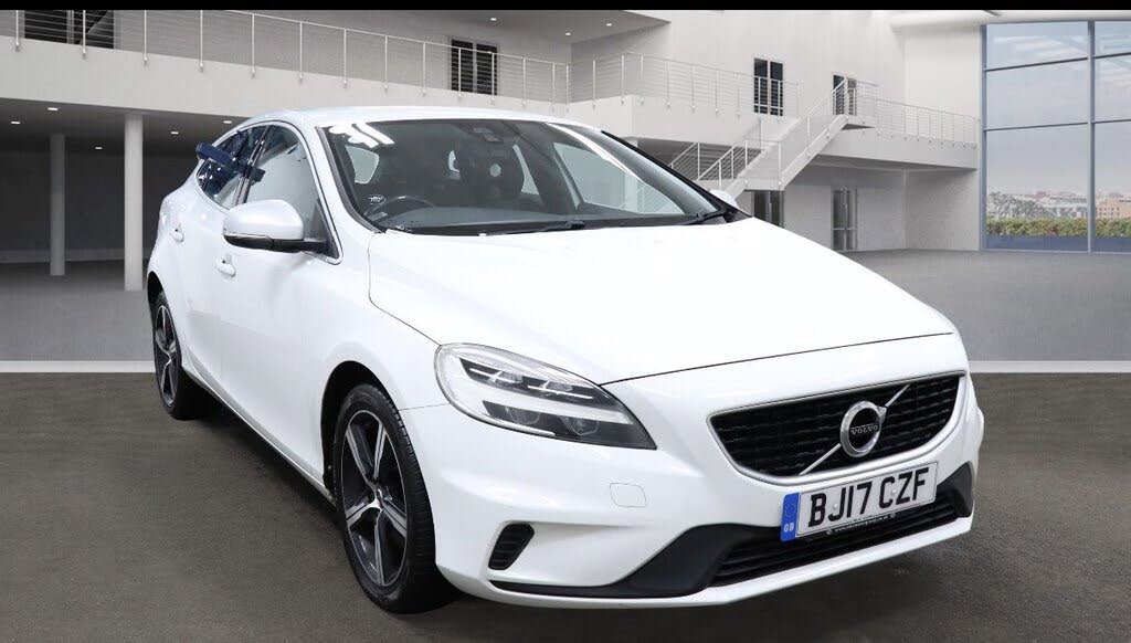 2017 Volvo V40 2.0 T2 R-Design