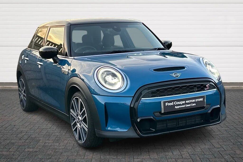 2023 MINI Mini 2.0 Cooper S Exclusive (Premium Auto) Hatchback 5d Auto