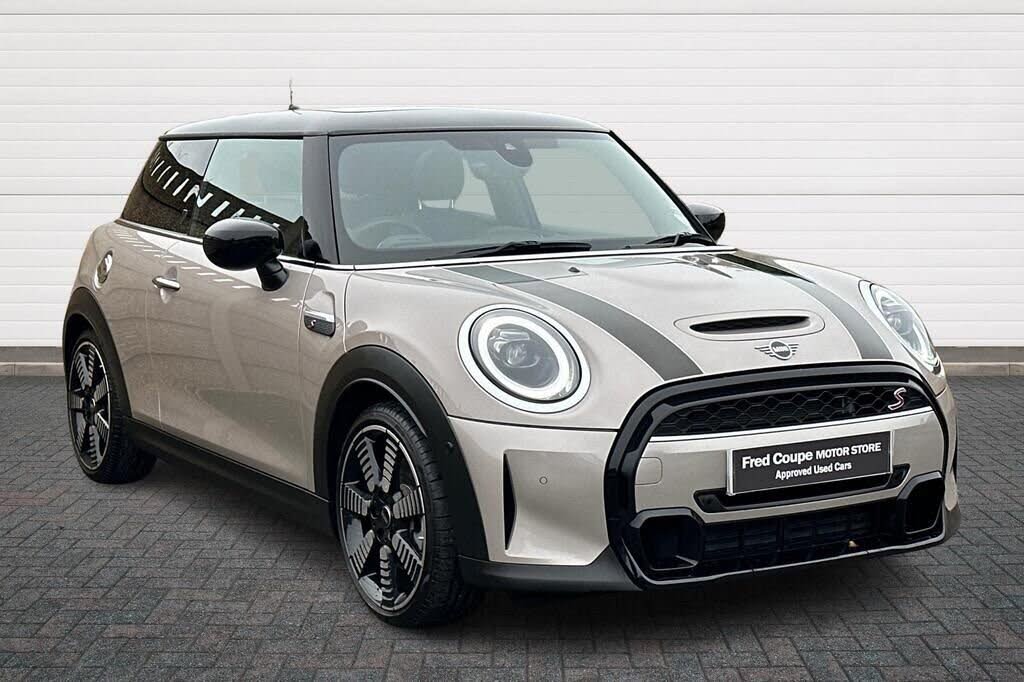 2024 MINI Mini 2.0 Cooper S Exclusive (176bhp) (Premium Auto) Hatchback 3d Auto