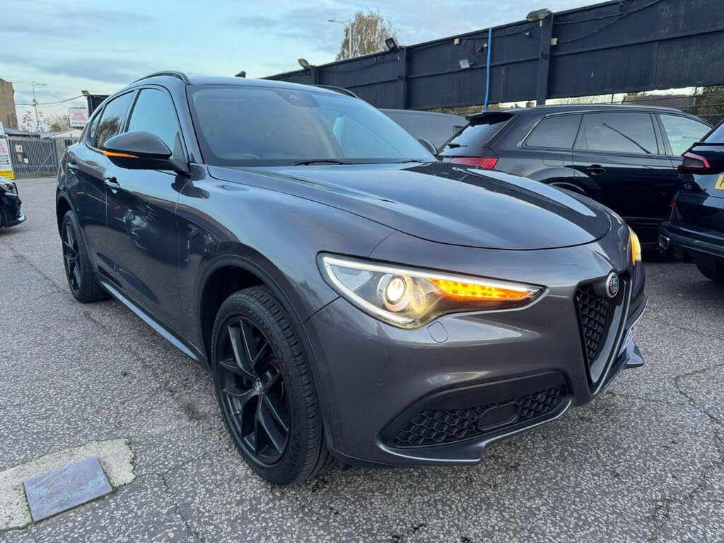 2019 Alfa Romeo Stelvio 2.0 Nero Edizione