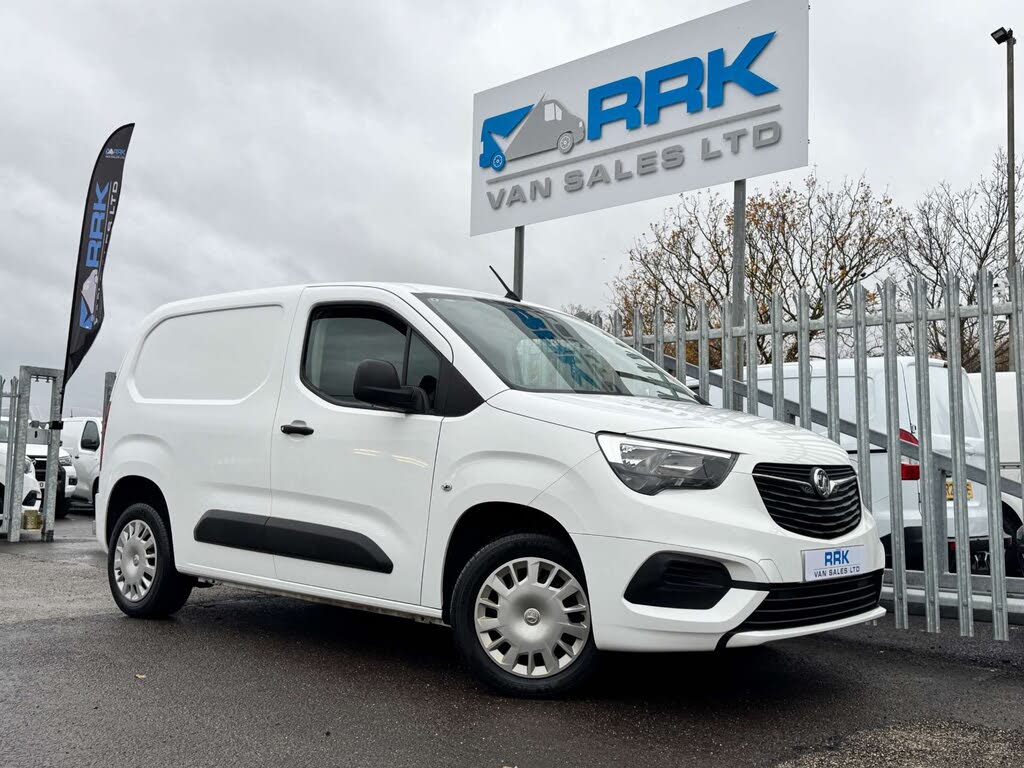 2020 Vauxhall Combo 1.5CDTi Sportive 2300 (100PS)(EU6dT) L1H1 Panel
