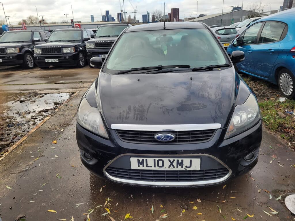 2010 Ford Focus 1.6 Zetec Hatchback 5d auto