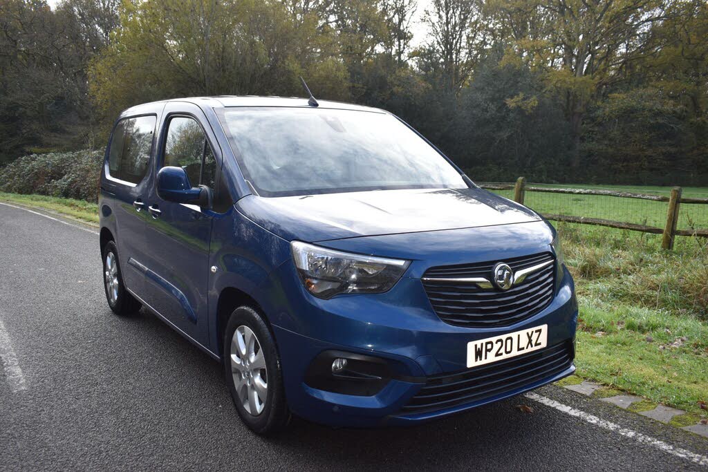 2020 Vauxhall Combo Life 1.2i Energy (130ps) (7st) Auto