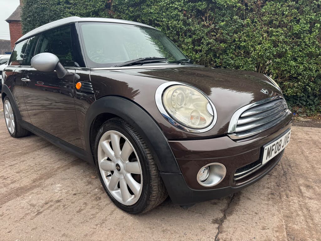 2008 MINI Mini Clubman 1.6 Cooper (120bhp)