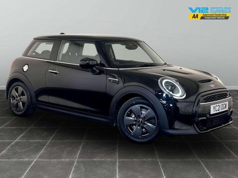 2021 MINI Mini 2.0 Cooper S Classic Hatchback 3d