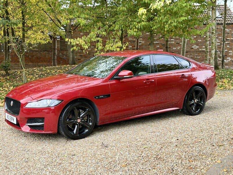2018 Jaguar XF 2.0TD R-Sport (180ps) Saloon 4d 1999cc Auto