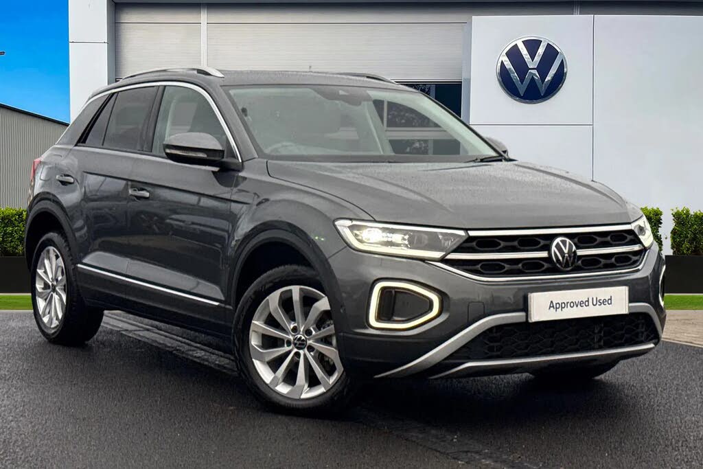 2024 Volkswagen T-Roc 1.5 TSI Style Hatchback 5d DSG
