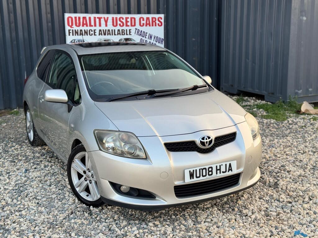 2008 Toyota Auris 2.2TD SR 180 3d