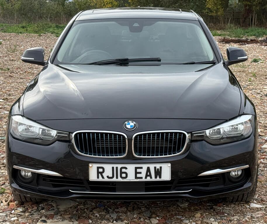 2016 BMW 3 Series 2.0 330e Luxury (268bhp)