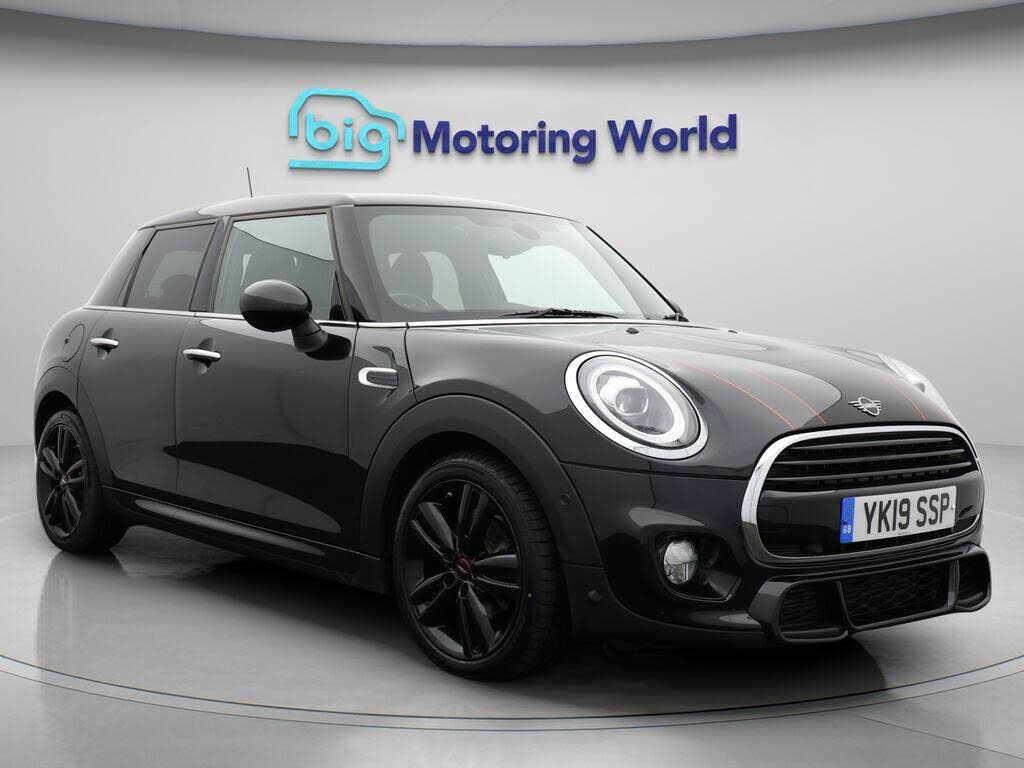 2019 MINI Mini 1.5 Cooper Sport Hatchback 5d Auto