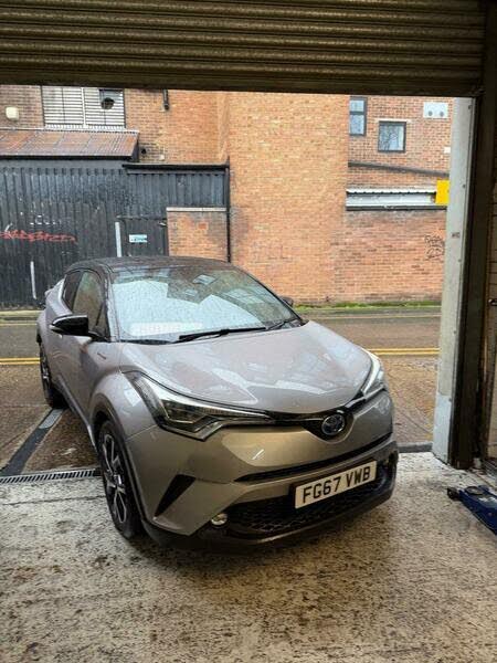 2017 Toyota C-HR 1.8 VVT-i Dynamic
