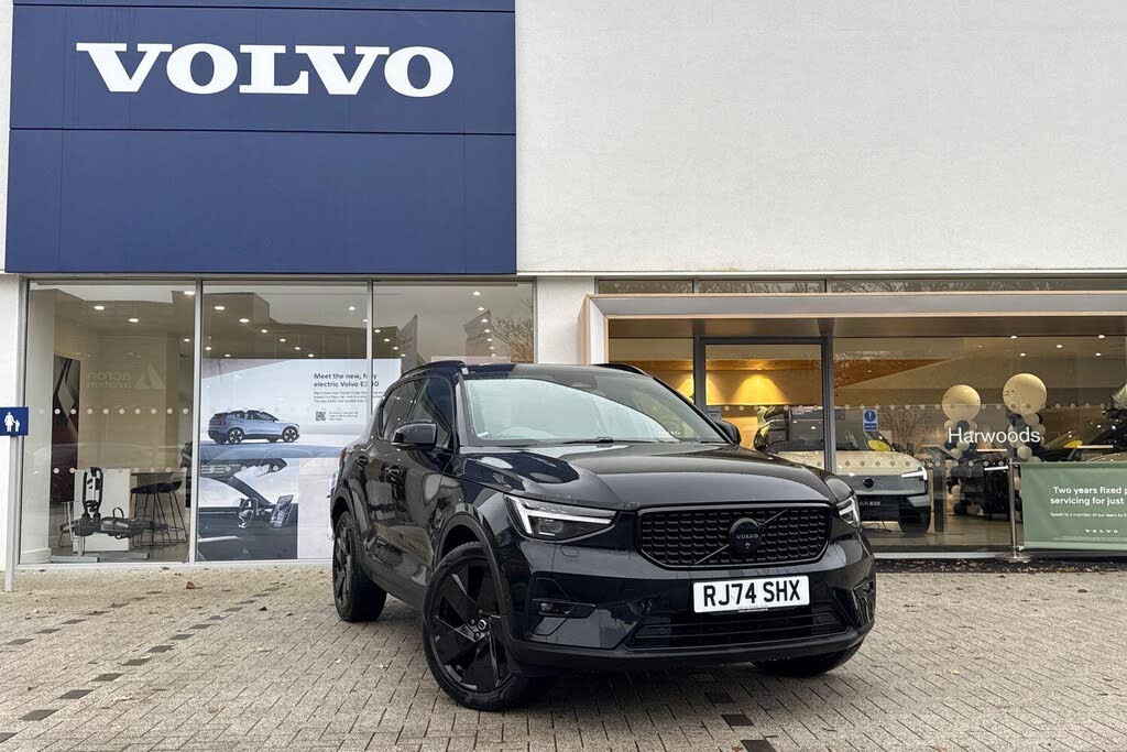 2024 Volvo XC40 2.0 B4 Ultra Black Edition