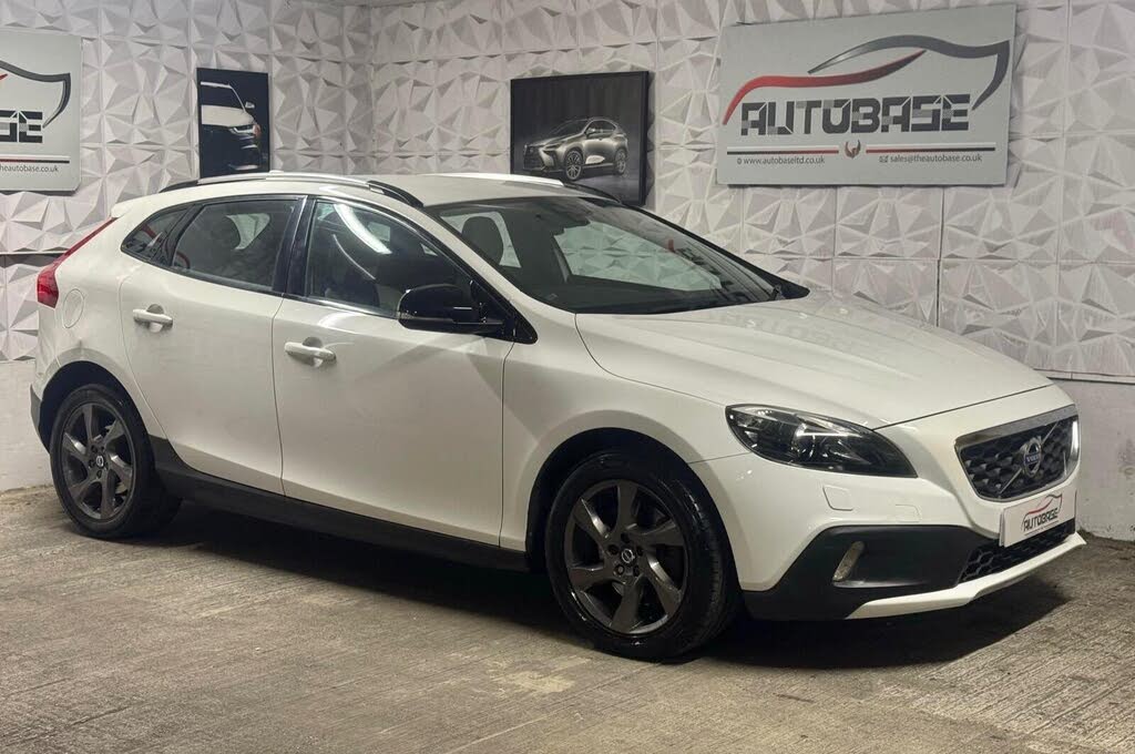 2015 Volvo V40 2.0TD D2 Cross Country Lux Geartronic