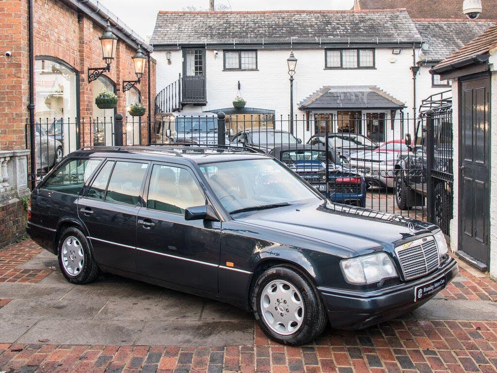 1996 Mercedes-Benz E-Class 3.2 E320 Estate 5d auto