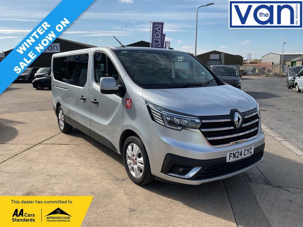 2023 Renault Trafic Passenger 2.0 Blue dCi LL30 150 Sport