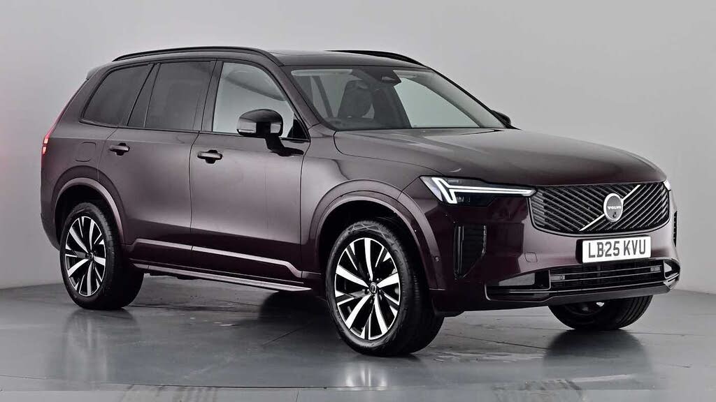 2025 Volvo XC90 2.0 B5 Plus Pro