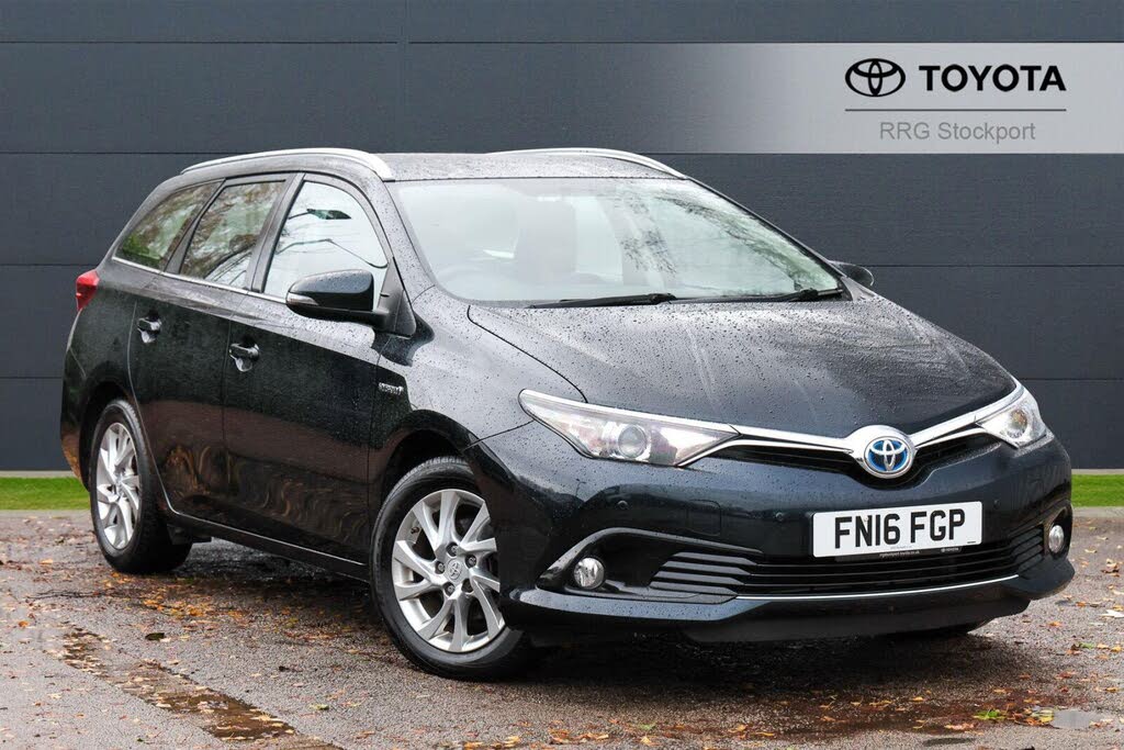 2016 Toyota Auris 1.8 VVT-i HSD Business Edition Estate