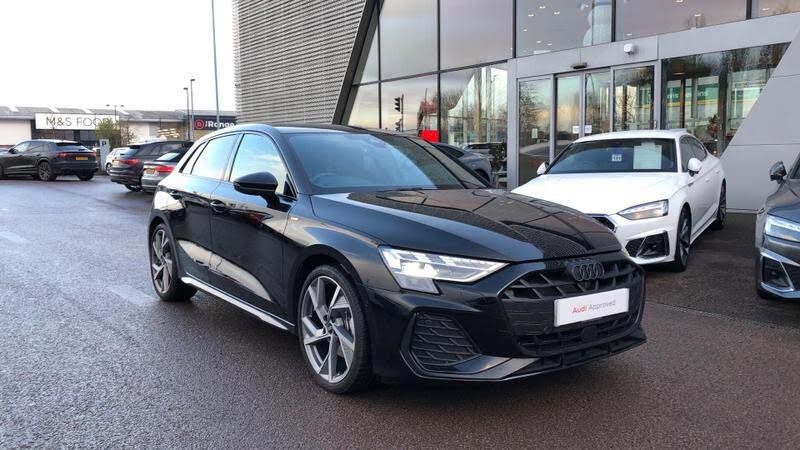 2025 Audi A3 1.5 35 TFSI Black Edition Sportback 5d