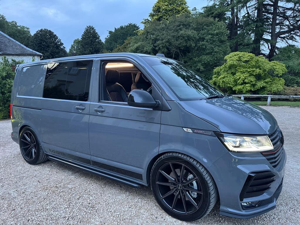 2022 Volkswagen Transporter 2.0BiTDI T32 Sportline Black Edition BMT SWB Kombi