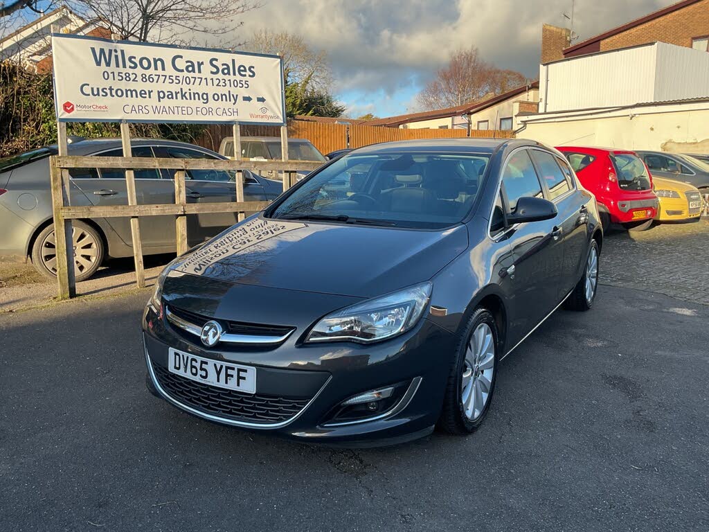 2015 Vauxhall Astra 1.6 Elite Hatchback