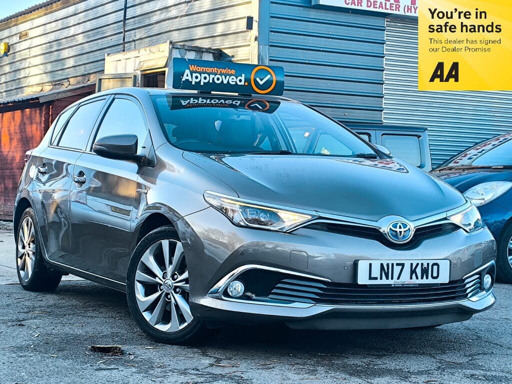 2017 Toyota Auris 1.8 VVT-i HSD Excel (TSS) Hatchback
