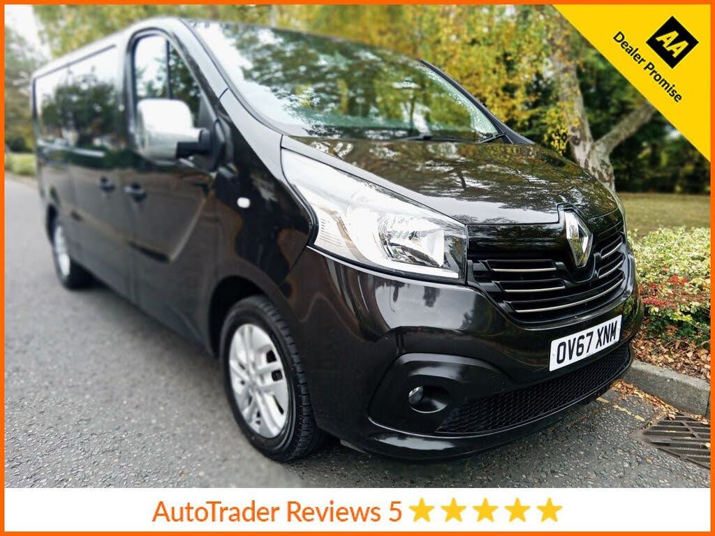 2017 Renault Trafic 1.6dCi LL29 125 Sport Nav Energy 125(Eu6) Minibus 9 seats
