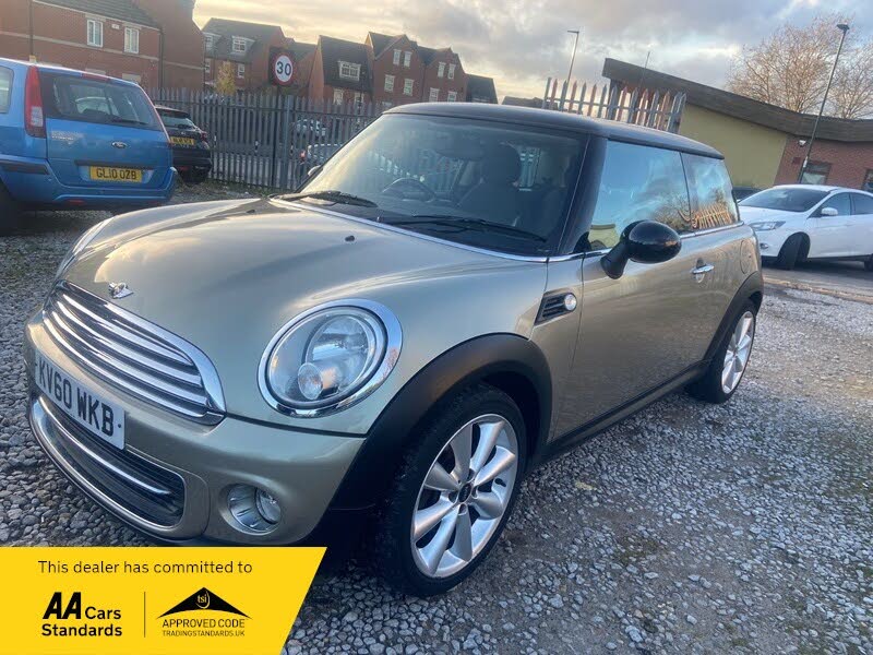2010 MINI Mini 1.6 Cooper (122bhp) Hatchback 3d