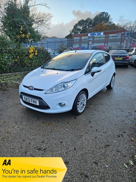 2012 Ford Fiesta 1.4 Titanium 3d