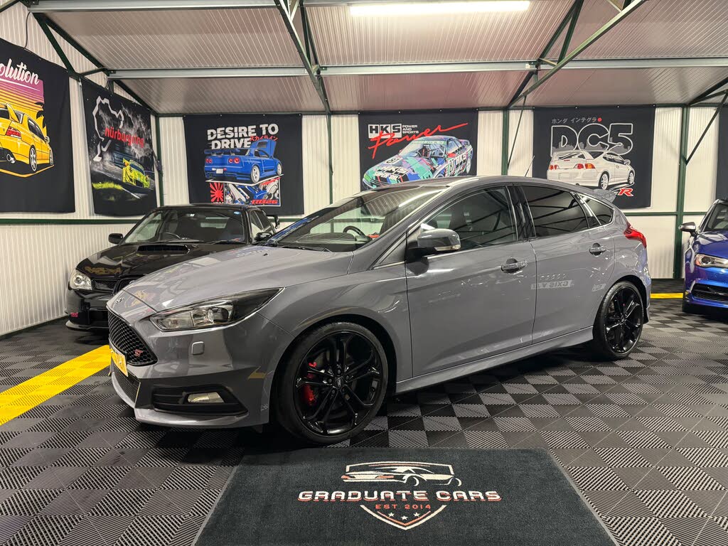 2016 Ford Focus 2.0T ST3 Hatchback