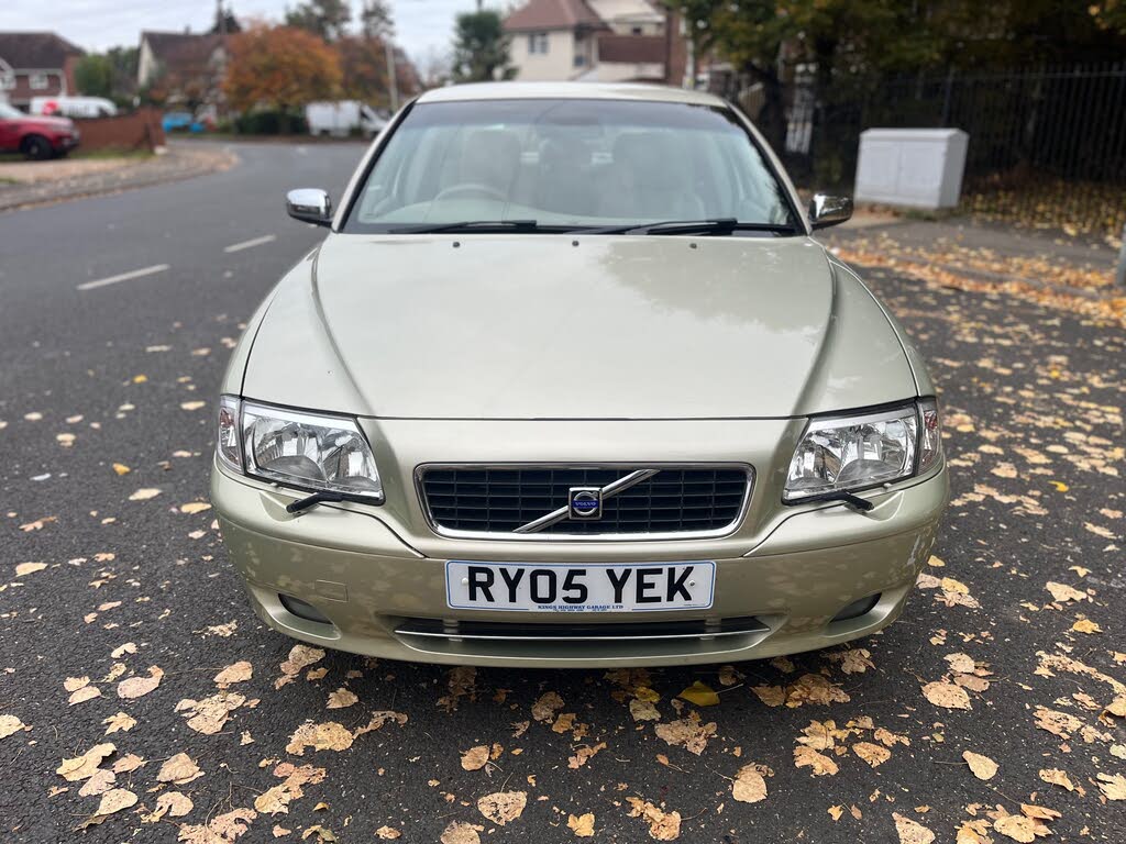 2005 Volvo S80 2.4 SE Lux (170bhp) auto