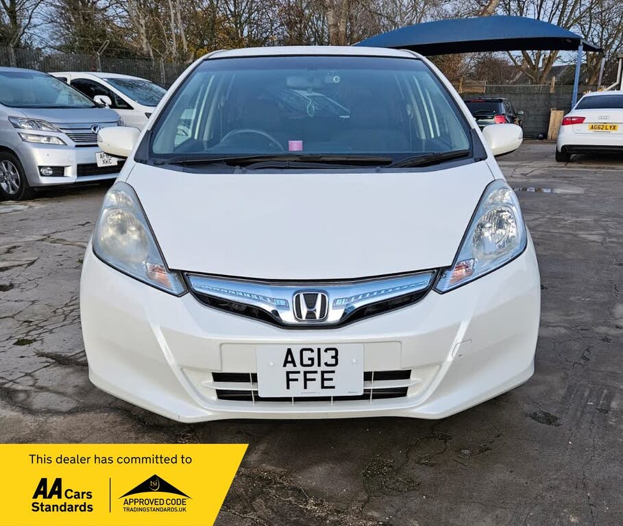 2013 Honda Fit 1.8 Hybrid Cruise