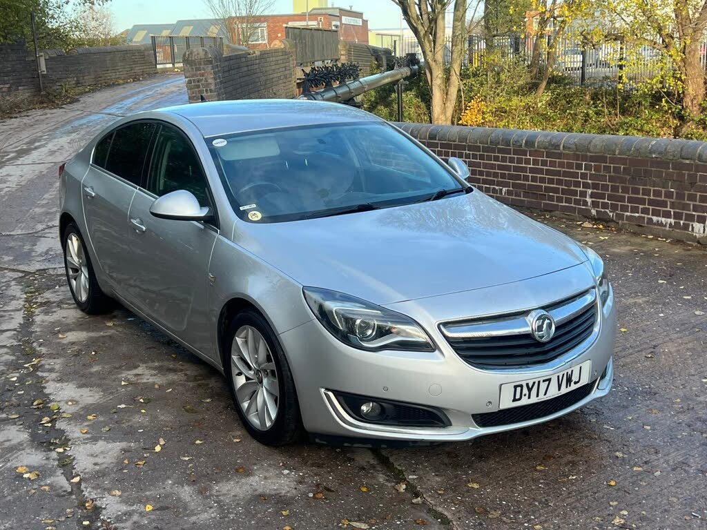 2017 Vauxhall Insignia 2.0CDTi SRi (Nav) ecoFLEX (s/s) Hatchback 5d