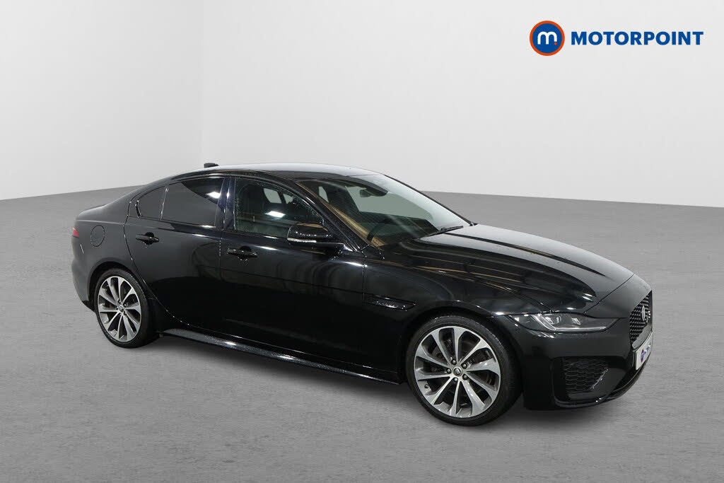 2023 Jaguar XE 2.0 D200 R-Dynamic SE Black