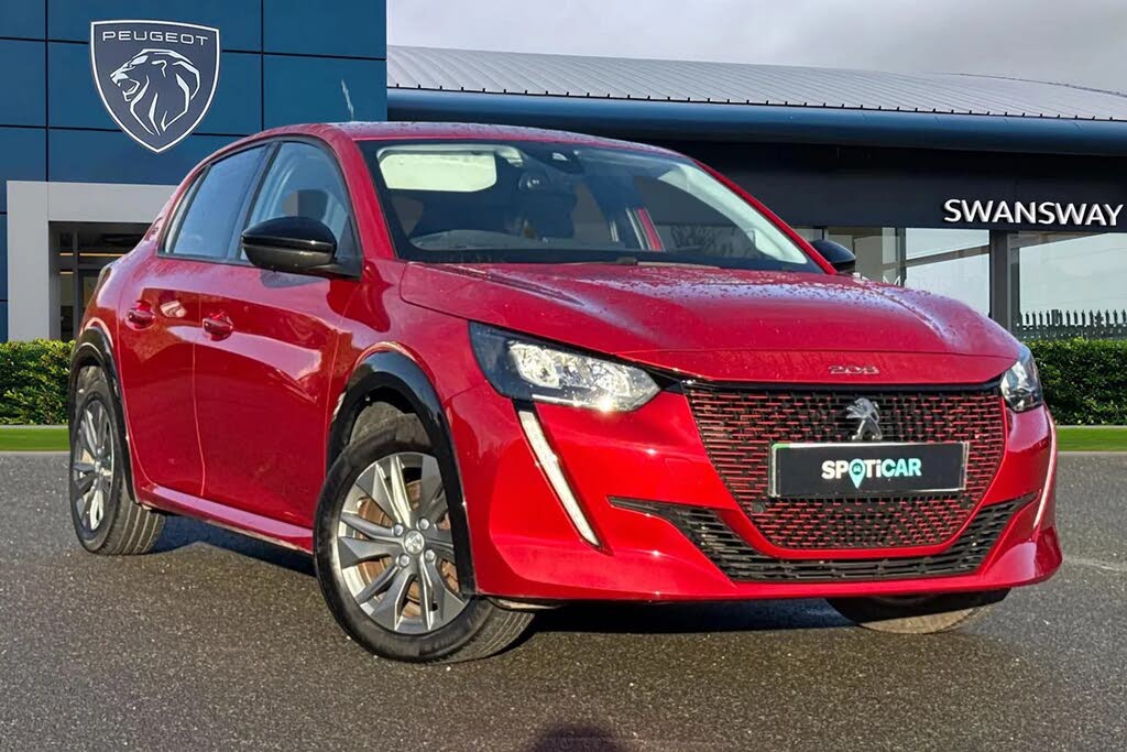 2022 Peugeot 208 E Allure Premium+ (136ps)