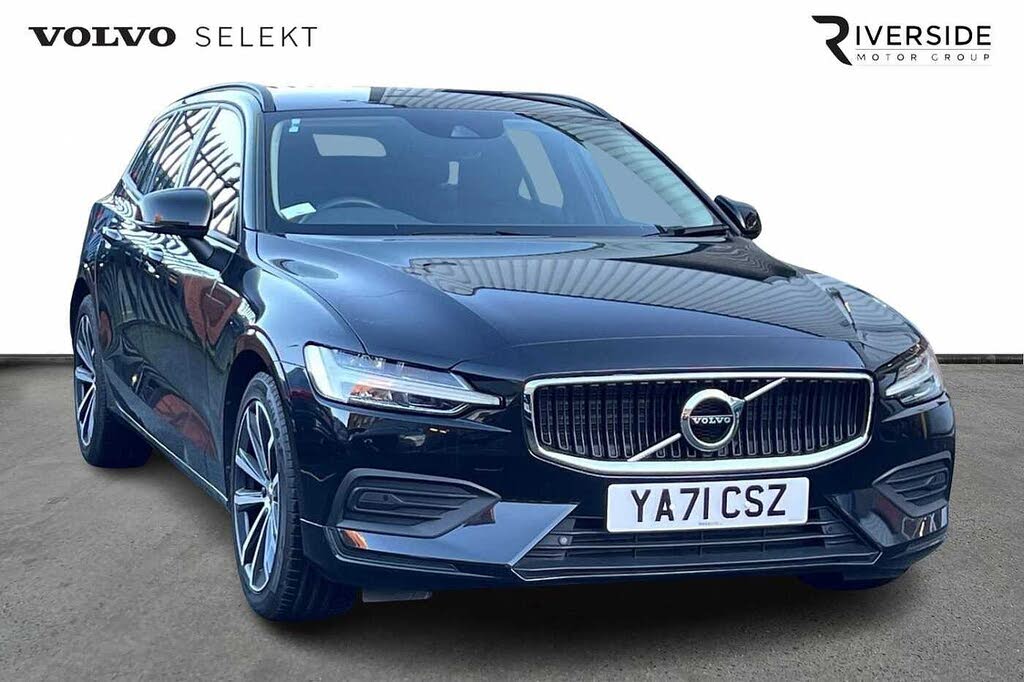 2022 Volvo V60 2.0 B3 Momentum (161bhp)