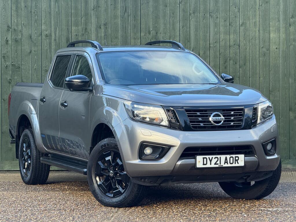 2021 Nissan Navara 2.3dCi TT N-Guard (8 Navi)(Leather)(Sunroof) auto