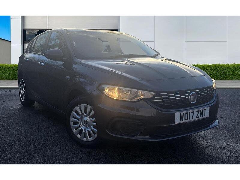 2017 Fiat Tipo 1.4 Easy Hatchback