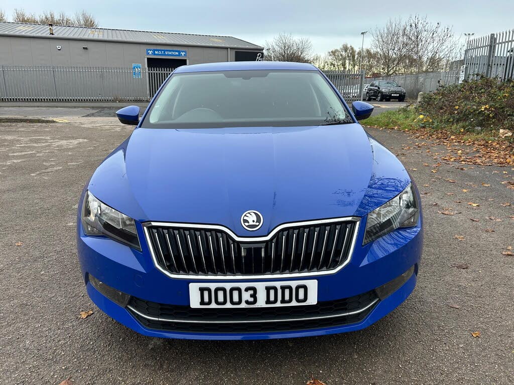 2019 Skoda Superb 2.0TDI SE Hatchback