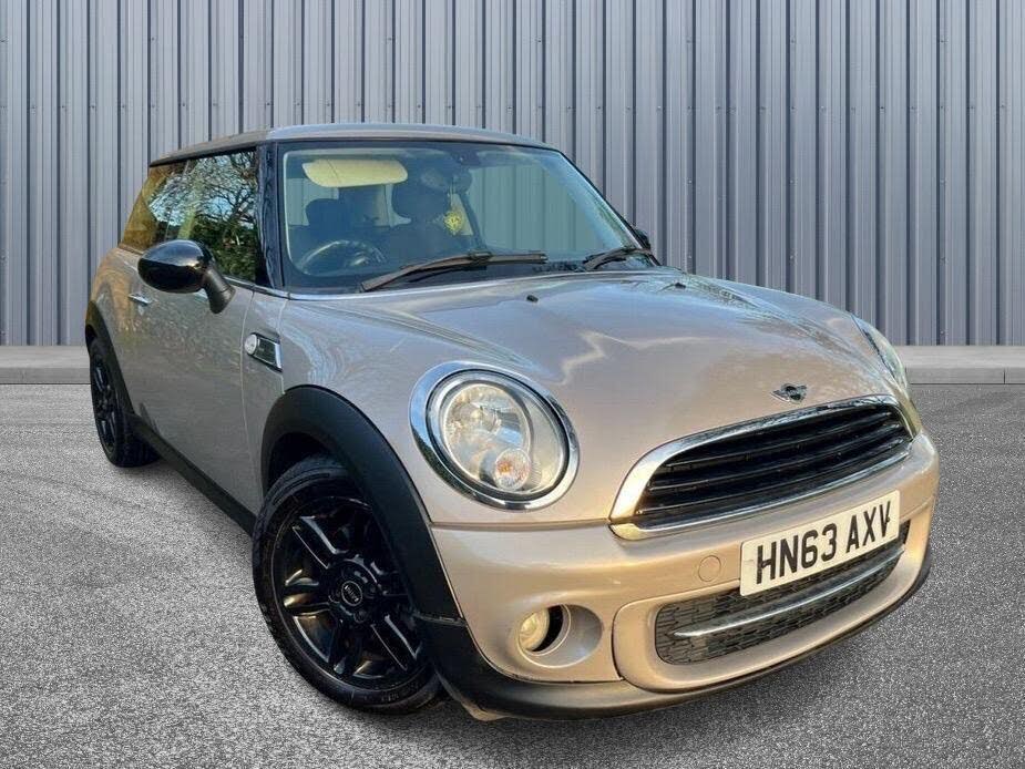 2013 MINI Mini 1.6TD Cooper D Baker Street