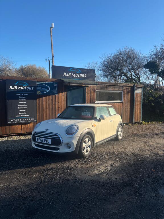 2016 MINI Mini 1.5TD Cooper D (s/s) Hatchback 3d