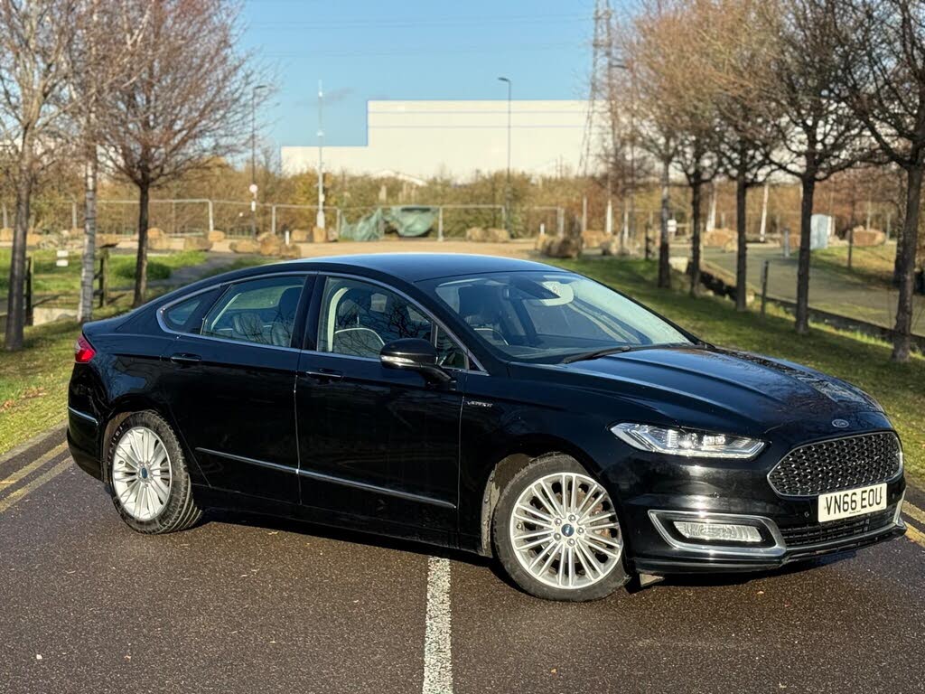 2016 Ford Mondeo 2.0TDCi Vignale (210ps) Saloon 4d Powershift